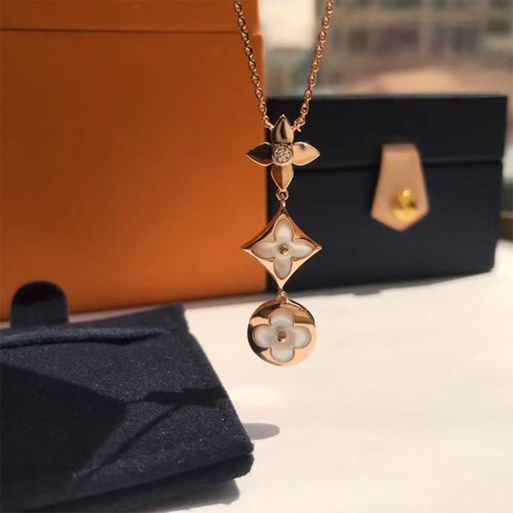 LV necklace