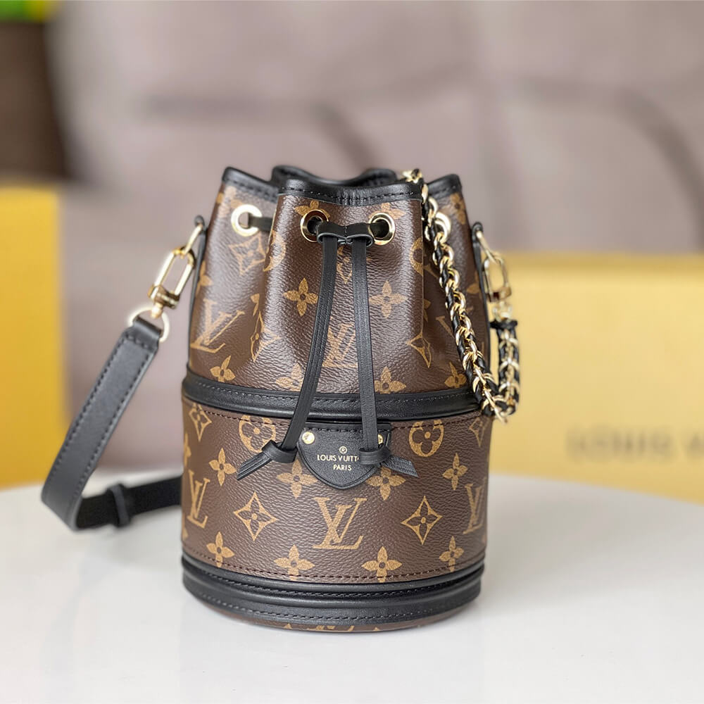 LV Canoe