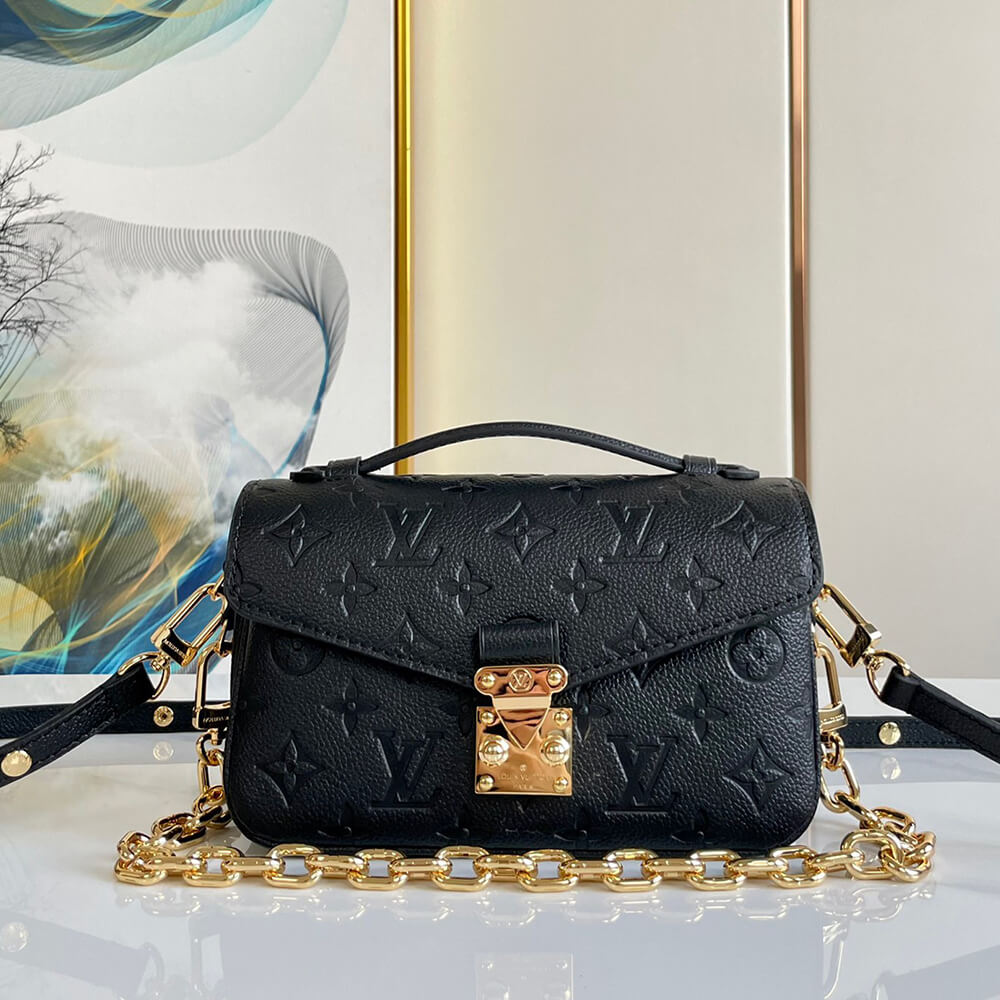 LV Pochette Metis East West