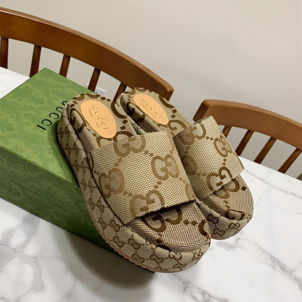 Women’s platform slide sandal