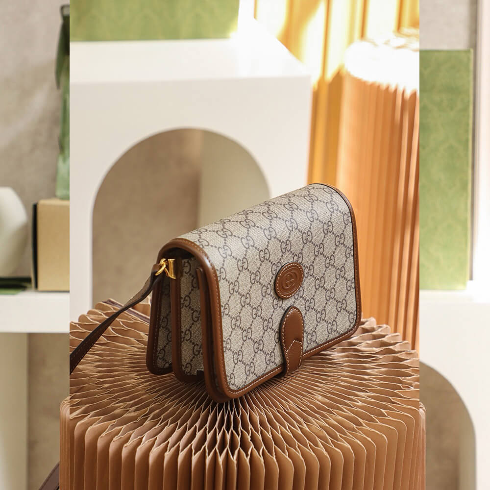 GG Mini crossbody bag with Interlocking G