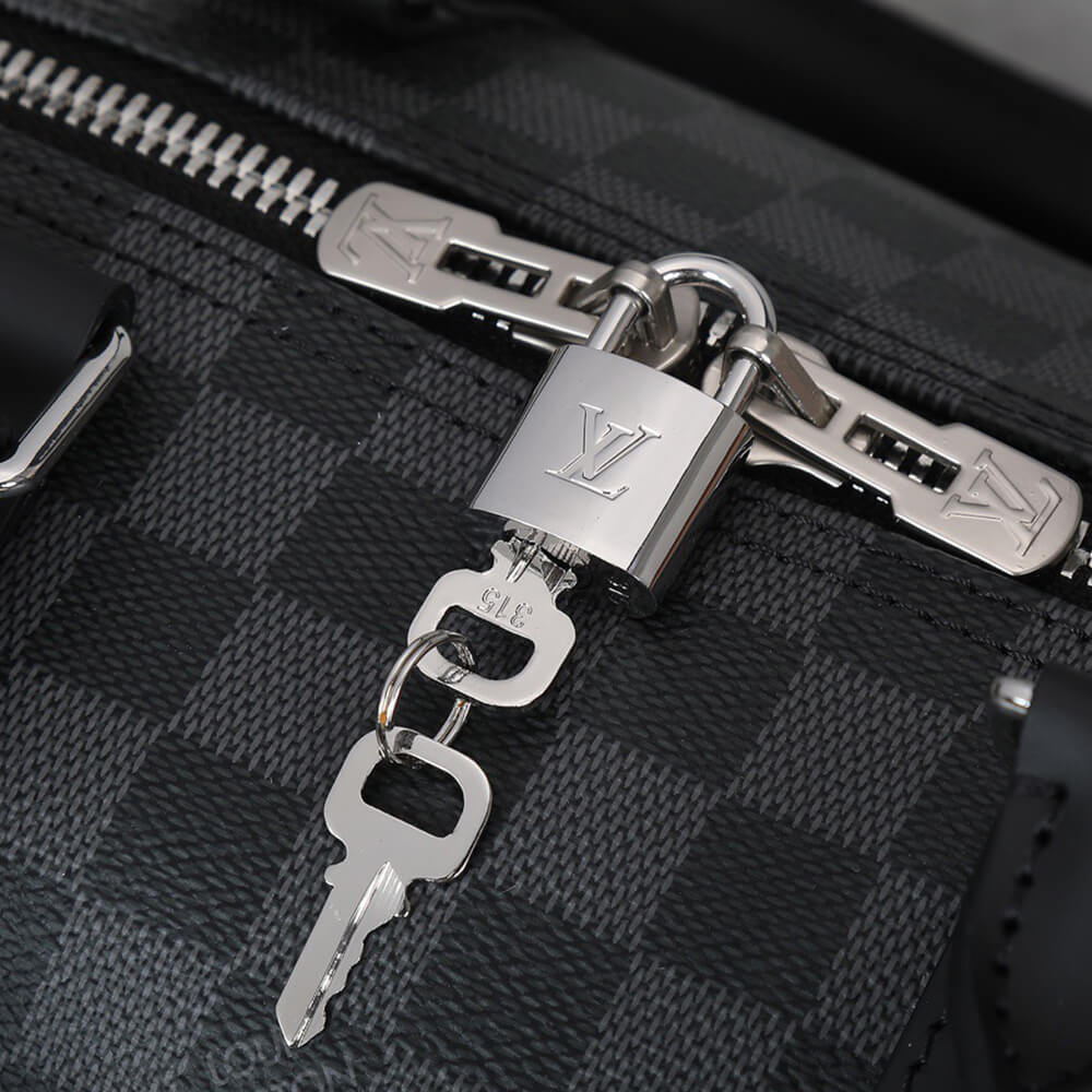LV Keepall Bandouliere 45