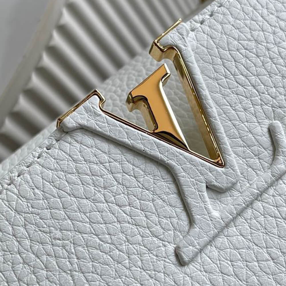 LV Capucines MM