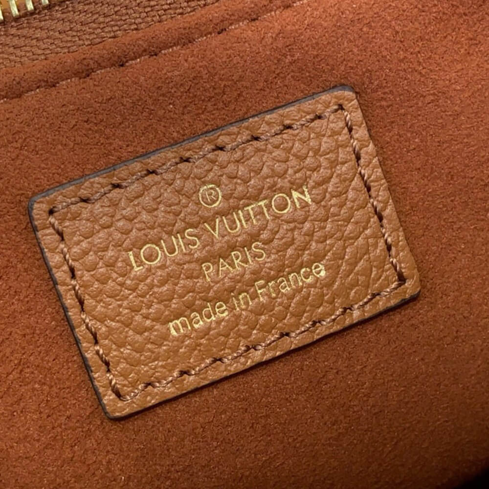 LV Liv Pochette(HIGH-END GRADE)