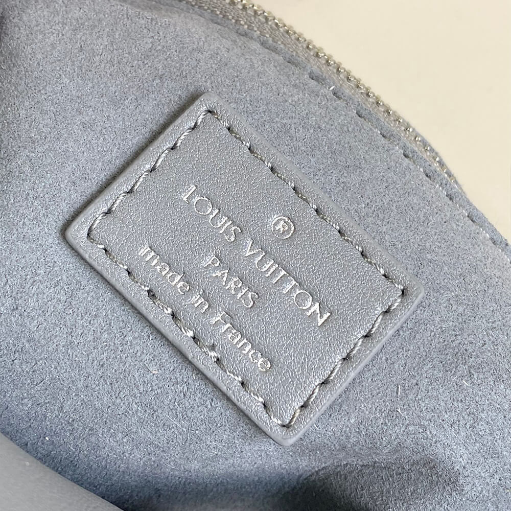 LV CarryAll MM