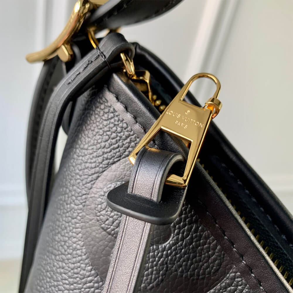 LV CARRYALL MM – EXCLUSIVELY ONLINE