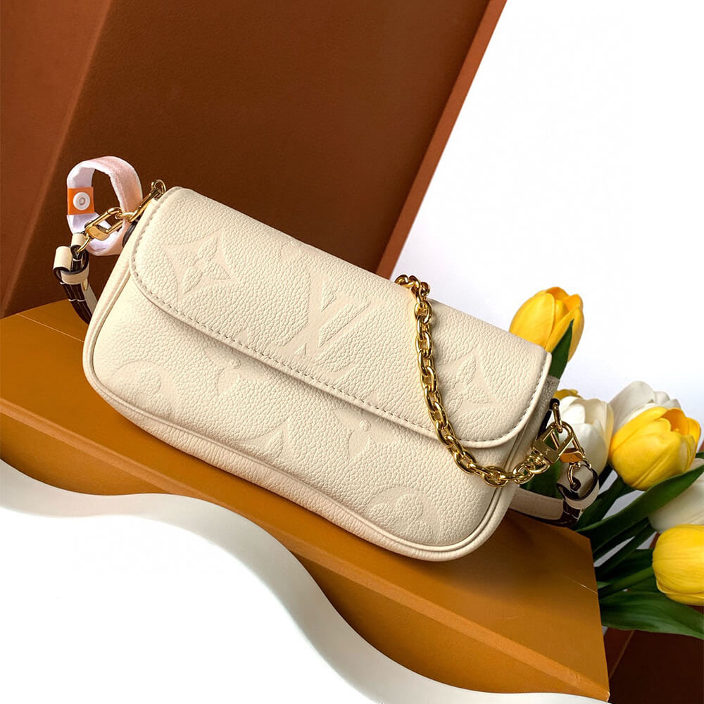 LV Wallet on Chain Ivy