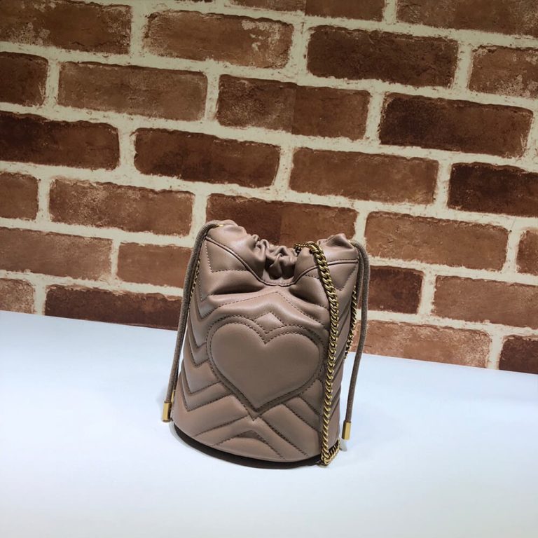 GG Marmont mini bucket bag