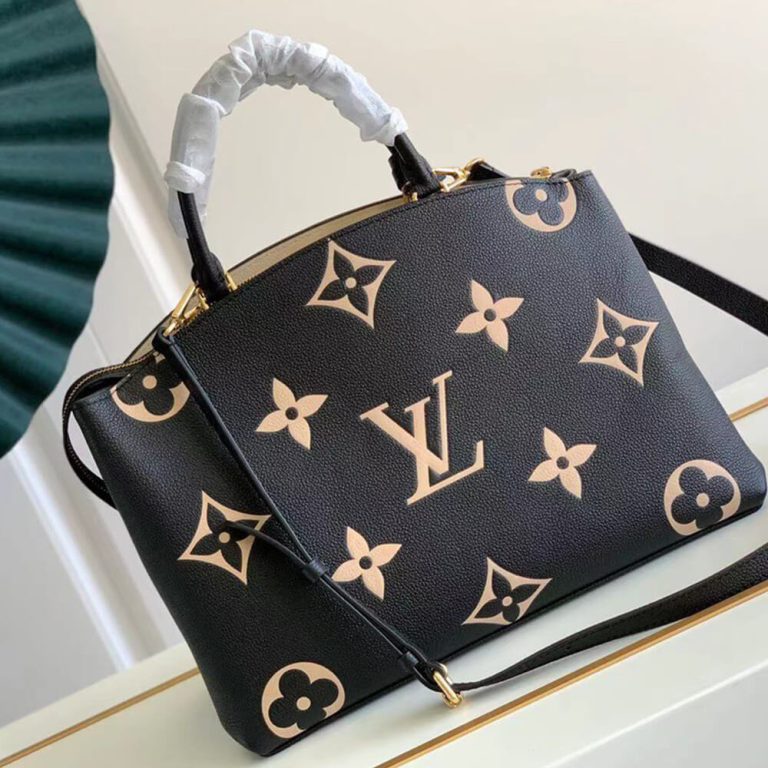 LV Grand Palais
