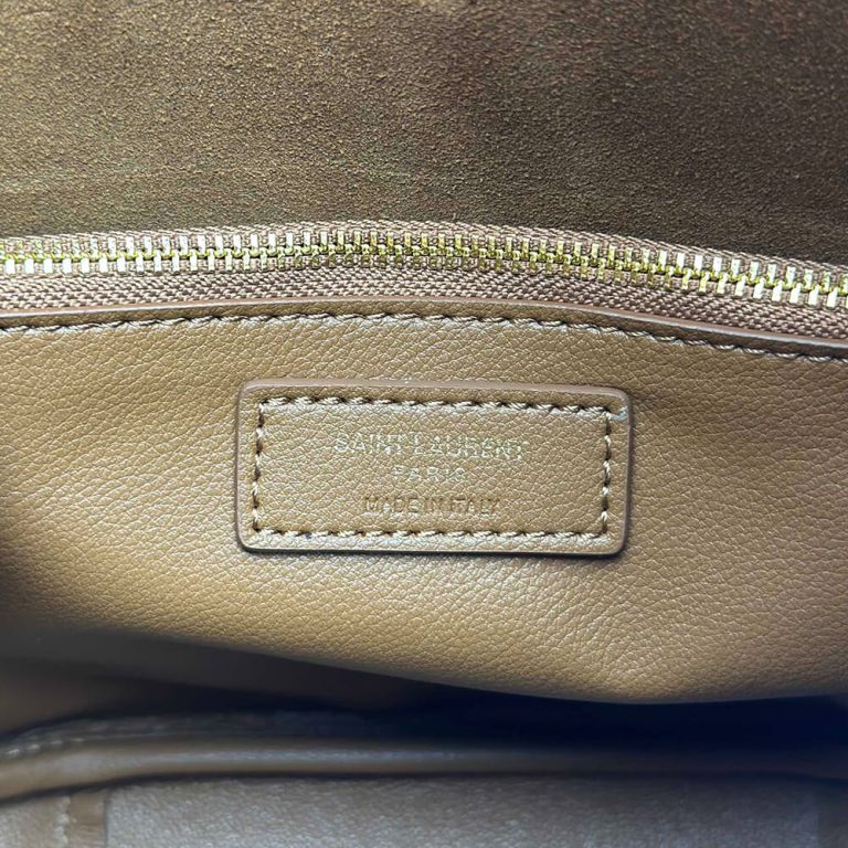 Small LE 5 À 7 bag in soft grained leathe