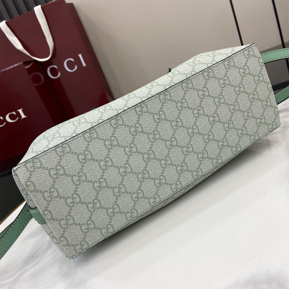 GG Emblem medium tote bag