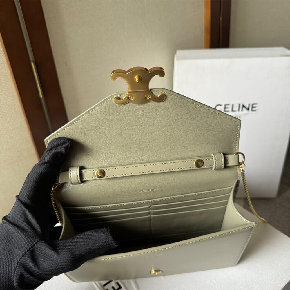 WALLET ON CHAIN MARGO in Shiny calfskin(HIGH-END GRADE)