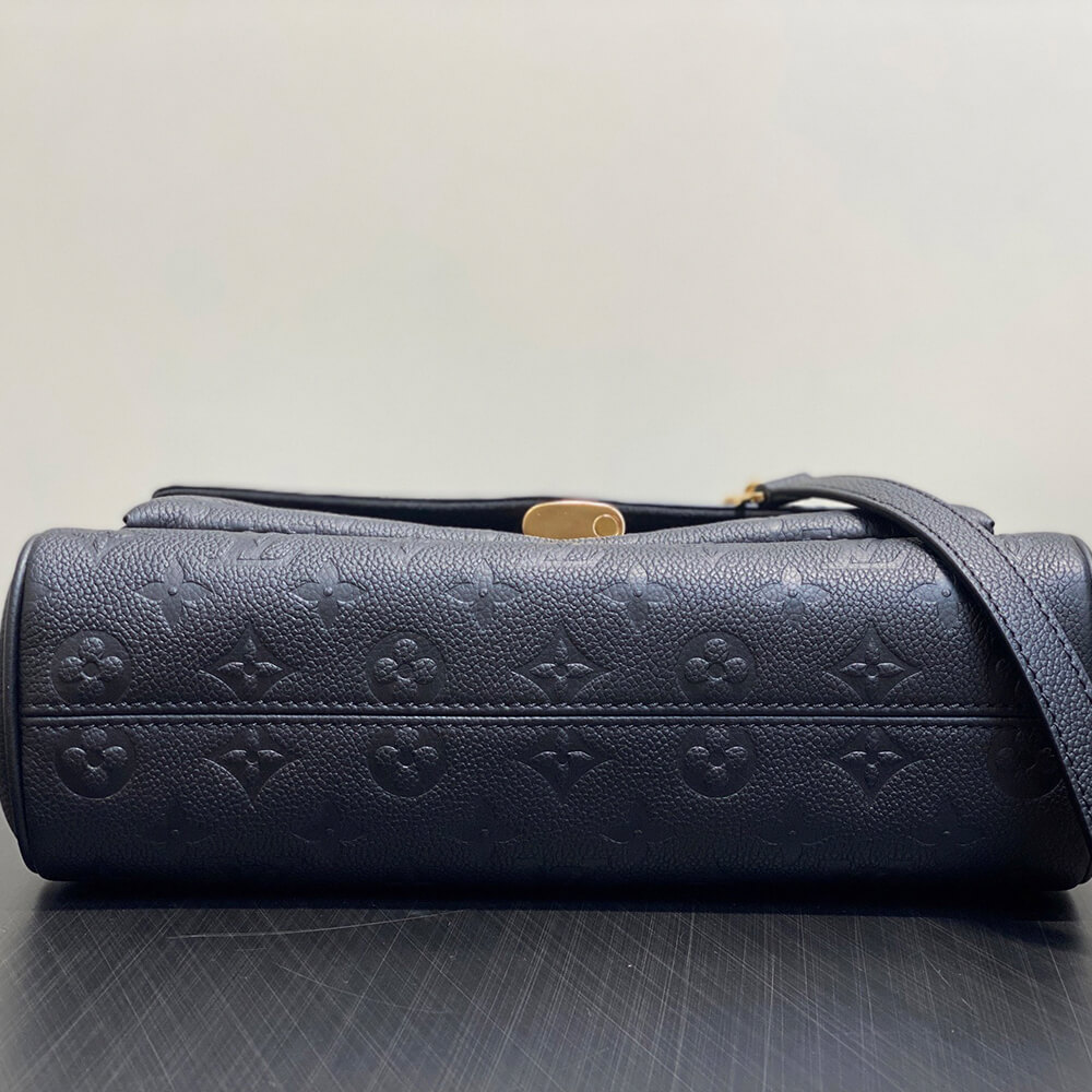 LV Anytime Flap Bag(high-end grade)