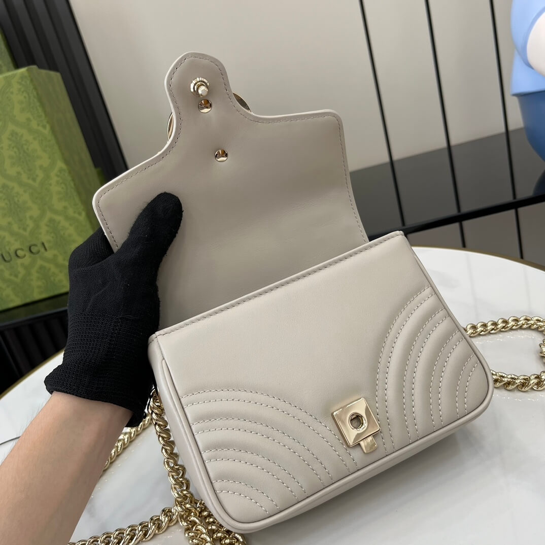 GG Marmont mini top handle bag