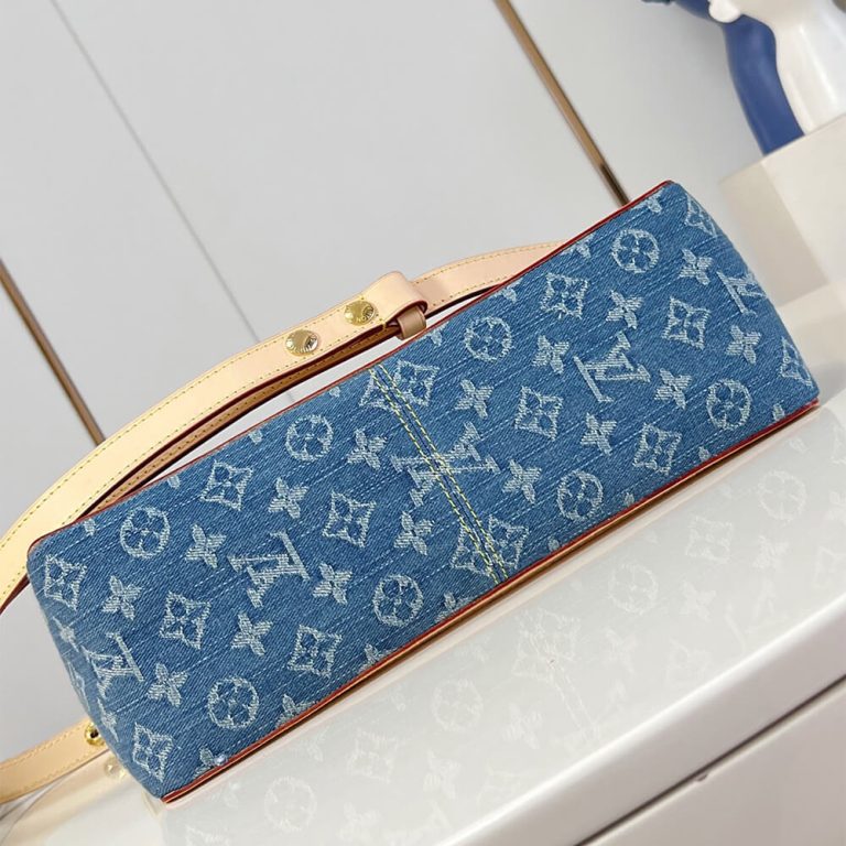 LV Dauphine Soft GM