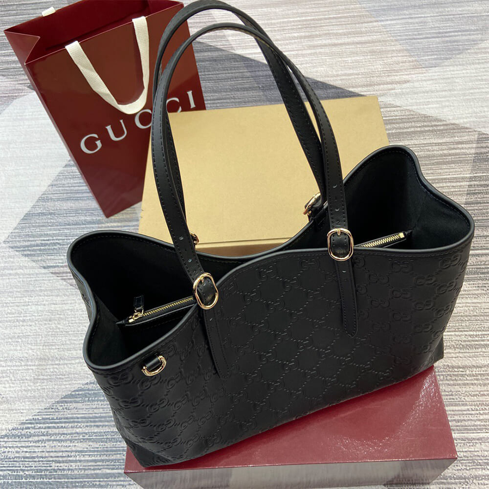 GG Emblem large tote bag