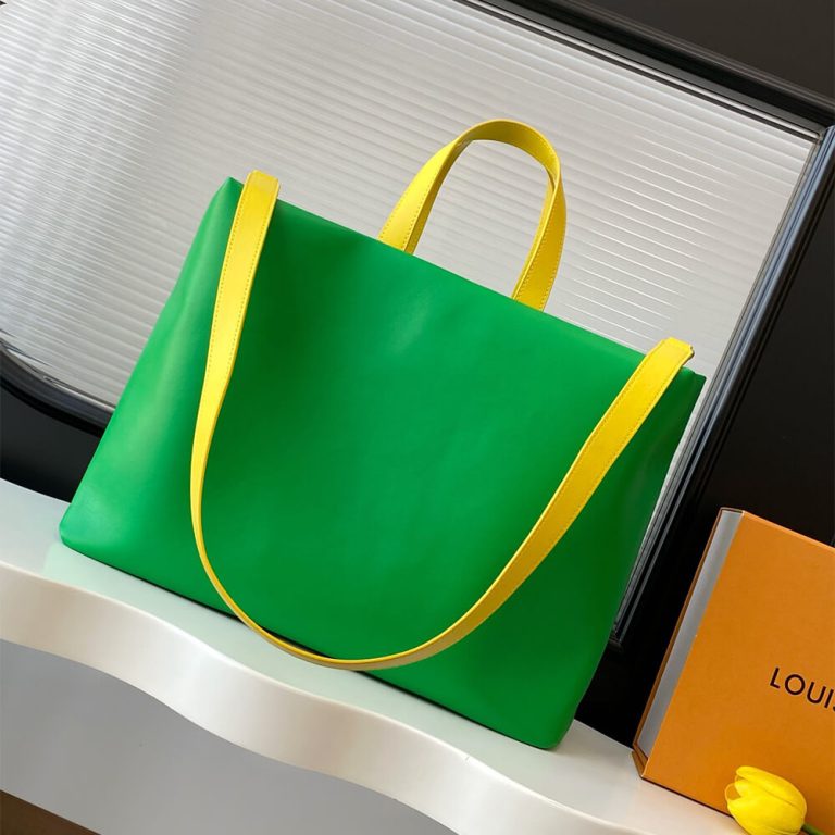 LV Shopper Tote MM