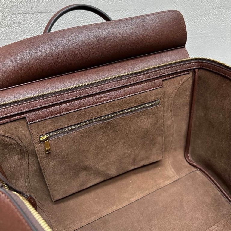 ce1i*e lU*gage in s*pple shiny lambskin(high-end grade)